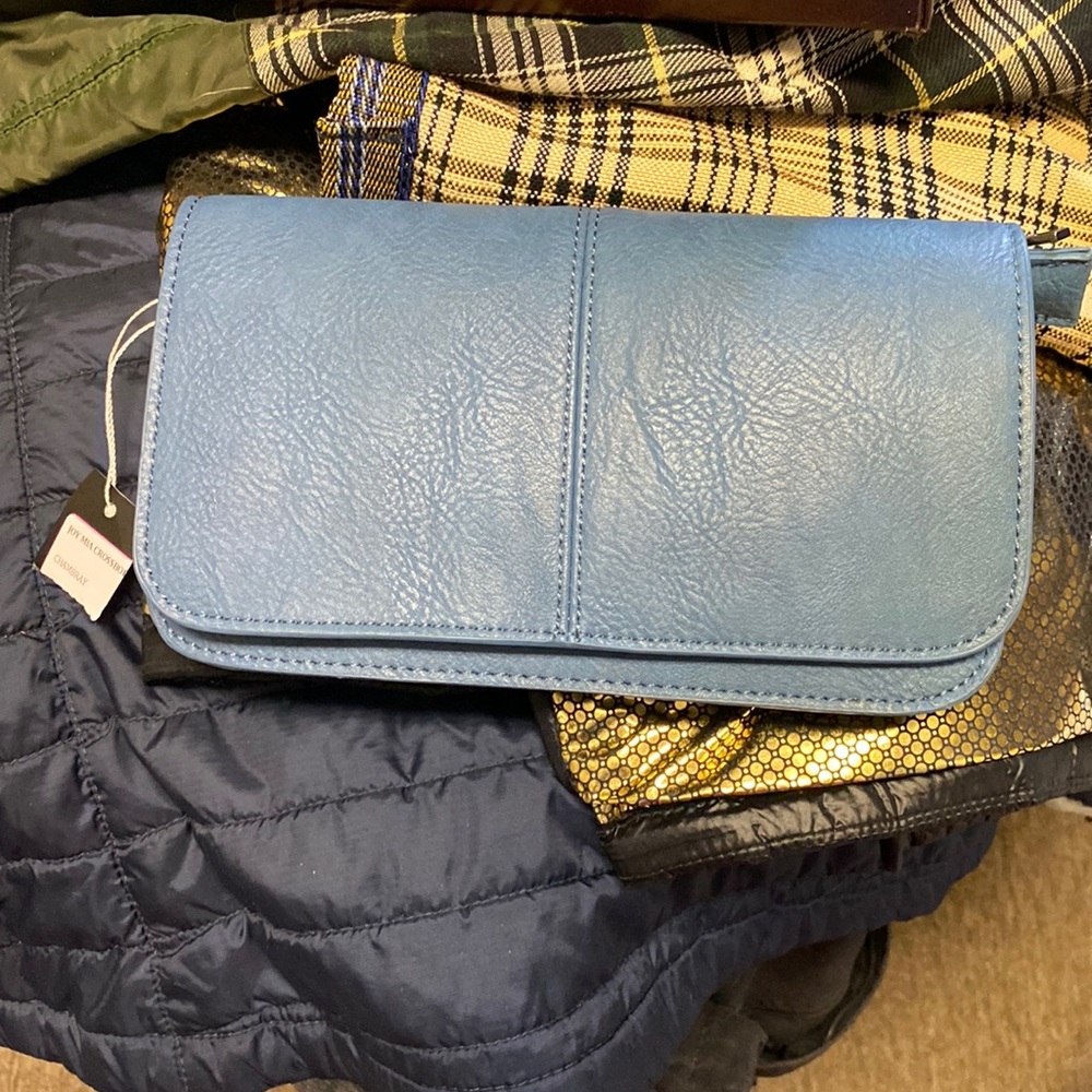 JOY SUSAN NWOT Mia Vegan Leather Crossbody Bag Chambray